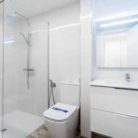 Stylish 179 Parque Santiago 2, Front Of The Sea Playa de las Americas (Tenerife)