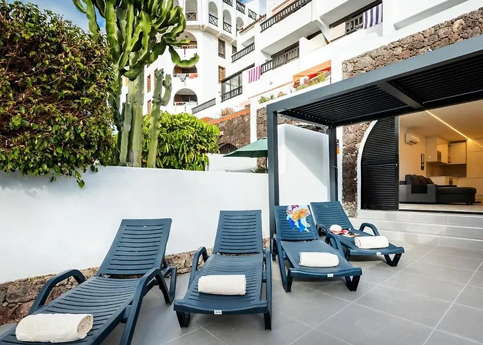 Stylish 179 Parque Santiago 2, Front Of The Sea