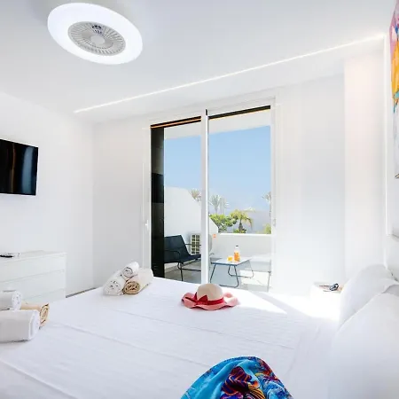 Stylish 179 Parque Santiago 2, Front Of The Sea Apartmán *